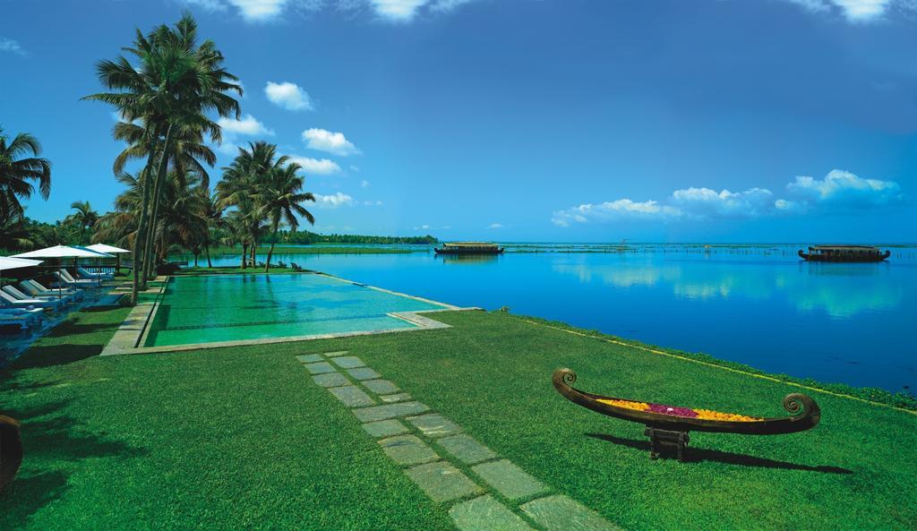 Kumarakom Lake Resort Удобства фото